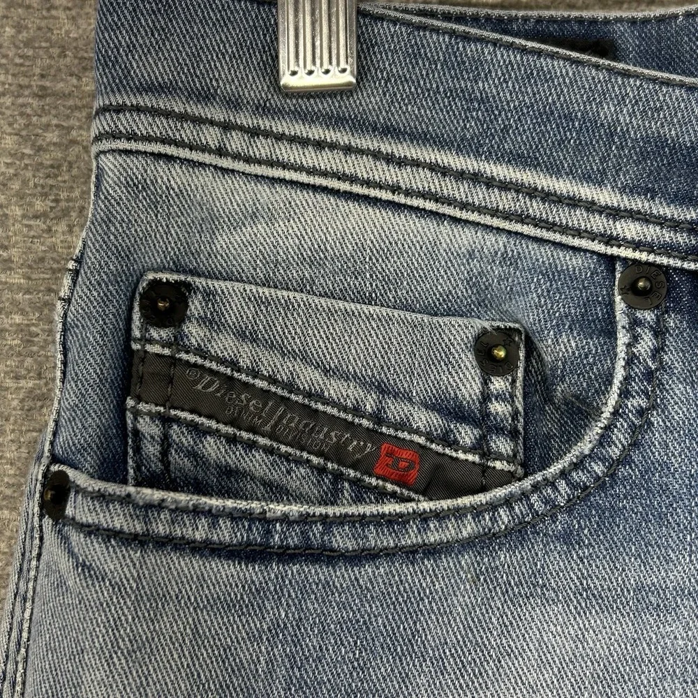 Diesel Tepphar Slim Carrot Jeans Men Size 28x32 Blue Denim Distressed Italy